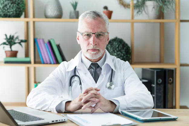 Dr. Carlos Mendoza | Podólogo